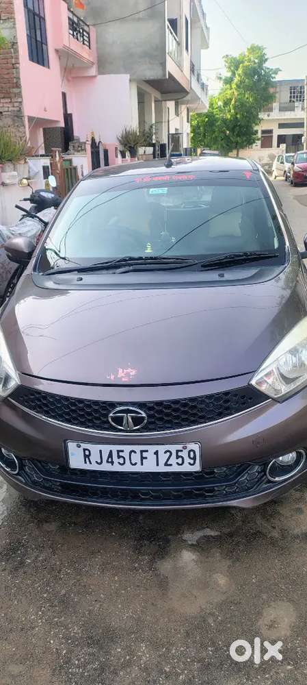 Tata Tiago Cng