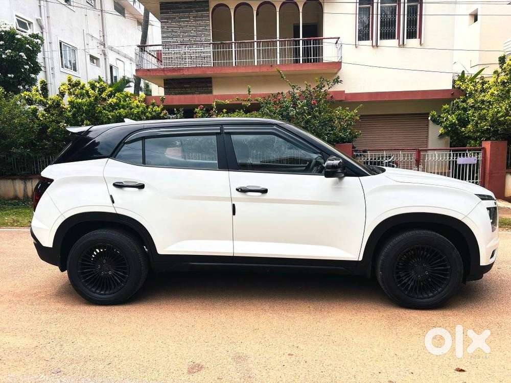 Hyundai Creta 1.5 EX Petrol, 2023, Petrol