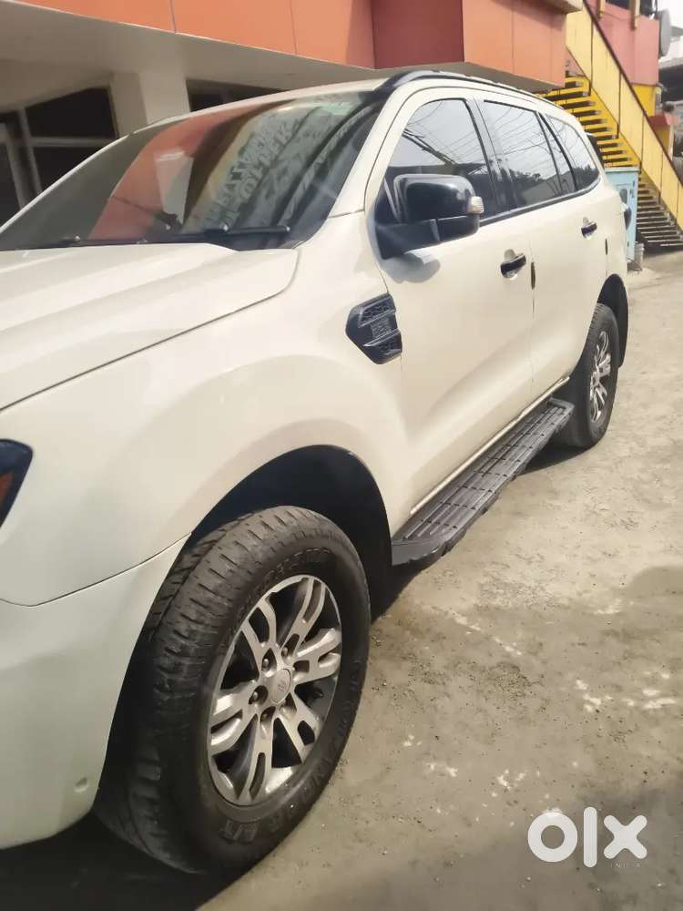 Highly Maintained Ford Endeavour For Sale