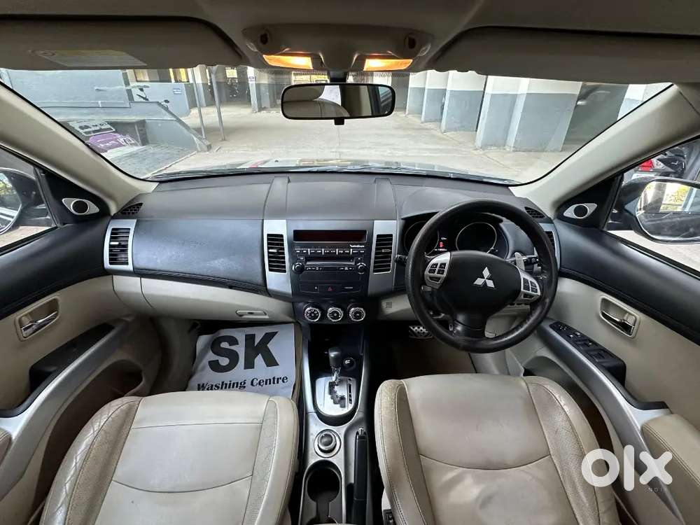 Mitsubishi Outlander 2010 Petrol