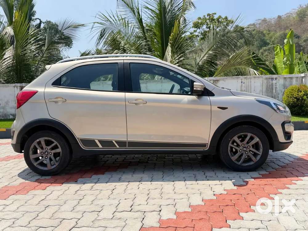 Freestyle Diesel Titanium Plus 6 Airbags Single Owner