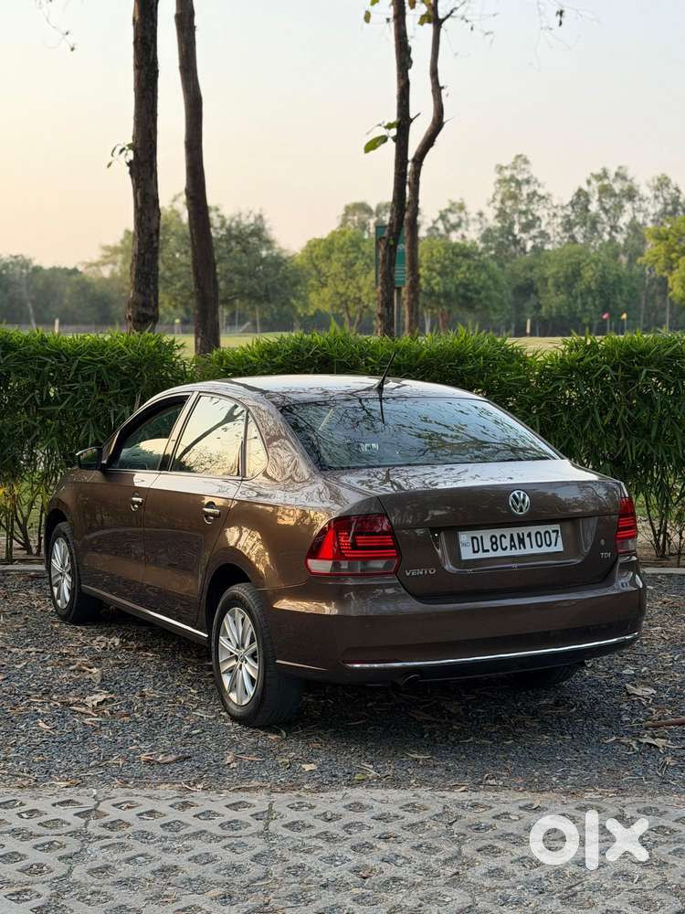 Volkswagen Vento 1.2 Tsi Highline Plus At, 2016, Petrol