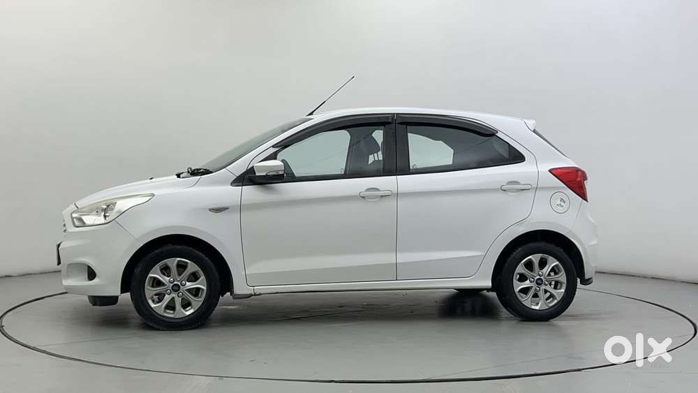 Ford Figo 2012-2015 Petrol Titanium, 2016, Petrol