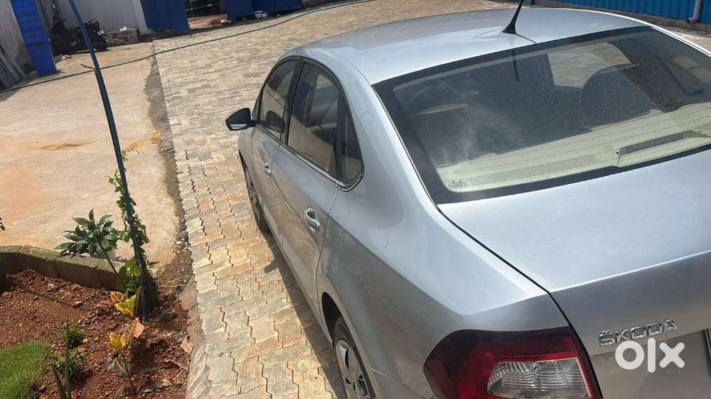 Skoda Rapid 2021 Petrol 44000 Km Driven