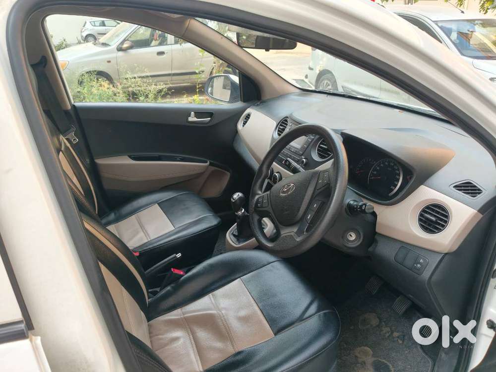 Hyundai Grand I10 2017 Petrol 64000 Km Driven