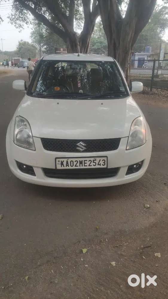 Maruti Suzuki Swift 2010 Petrol 75254 Km Driven