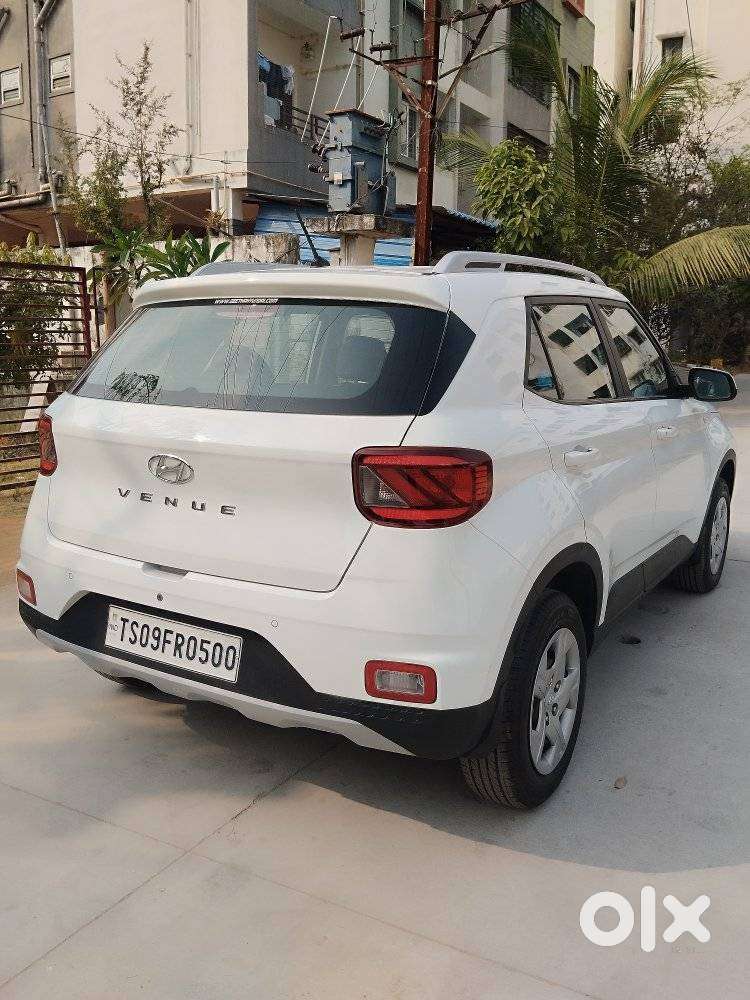 Hyundai Venue S, 2021, Petrol