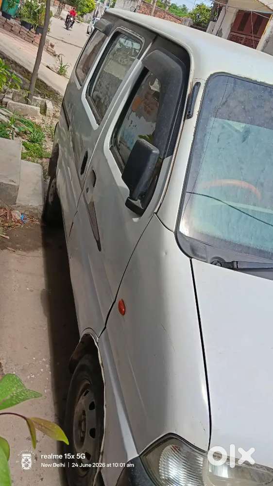 All Okk Condition Hai Ac Ki  Service Nahi Ho Rhi Bss Baki Sub Ok Hai