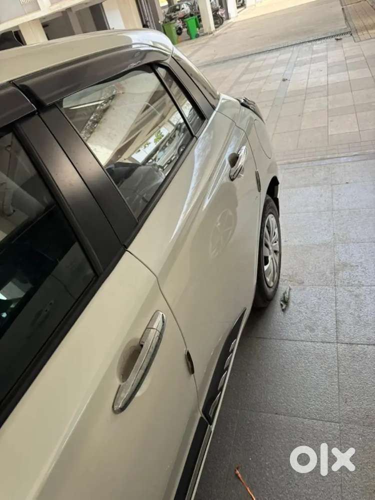 Maruti Suzuki Swift Vxi 2025