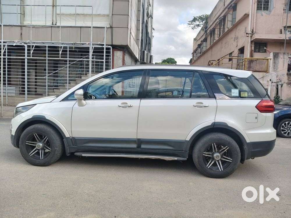 Tata Hexa 2.2 Xta 4x2 7 Str Dual Tone, 2017, Diesel