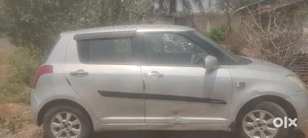 Maruti Suzuki Swift 2006 +cng Wells Feeting