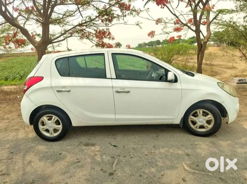 Hyundai I10 2017 Petrol Well Maintained
