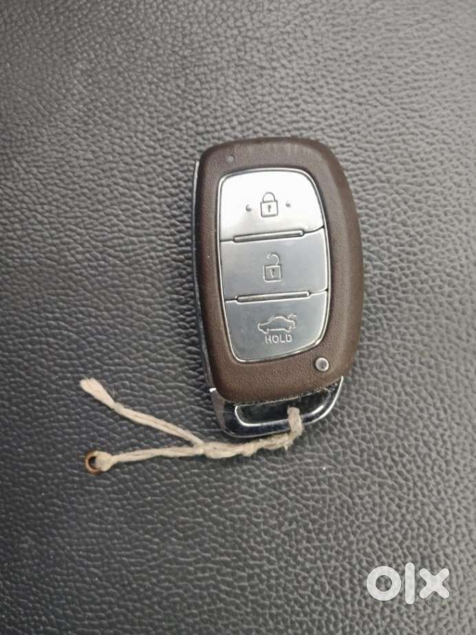 Hyundai Aura Sx Plus Automatic, 2021, Petrol