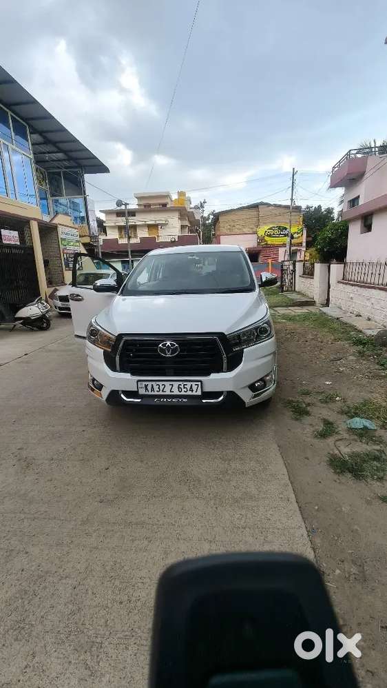 Toyota Innova Crysta Zx 2023