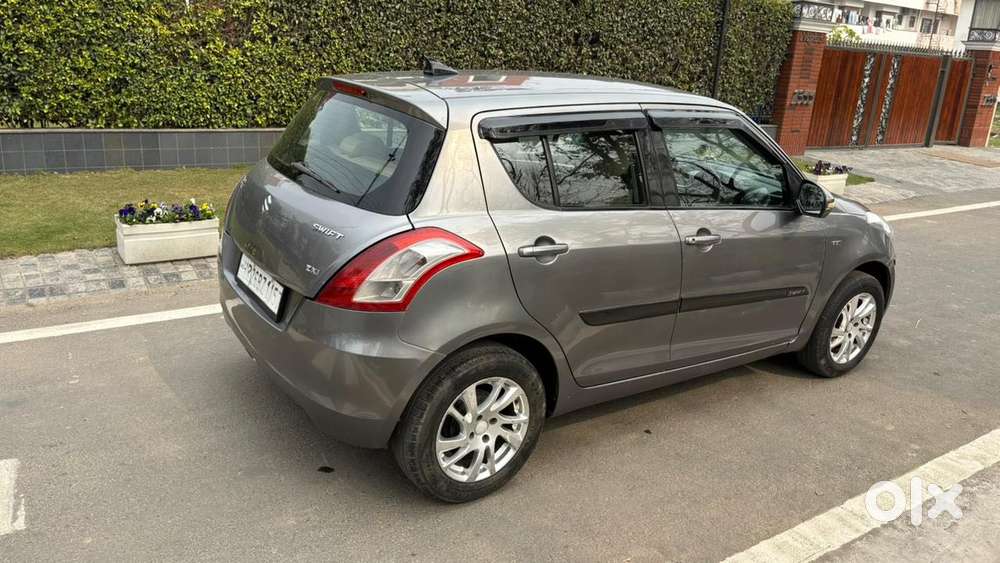 Maruti Suzuki Swift 2018 Zxi Plus, 2013, Petrol