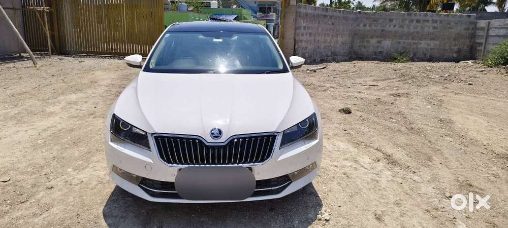 Skoda Superb L&k 1.8 Tsi At, 2019, Petrol