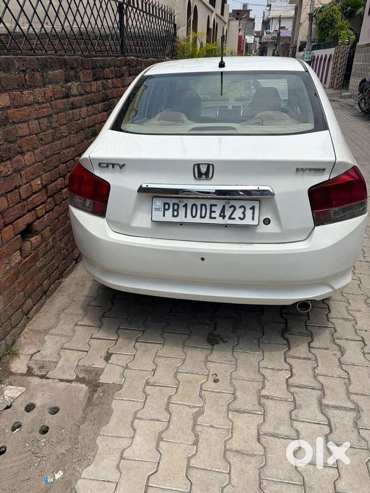 Honda Petrol Car 2011