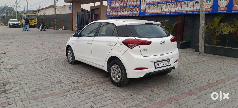Hyundai I20 Magna 1.2 Vtvt, 2015, Petrol