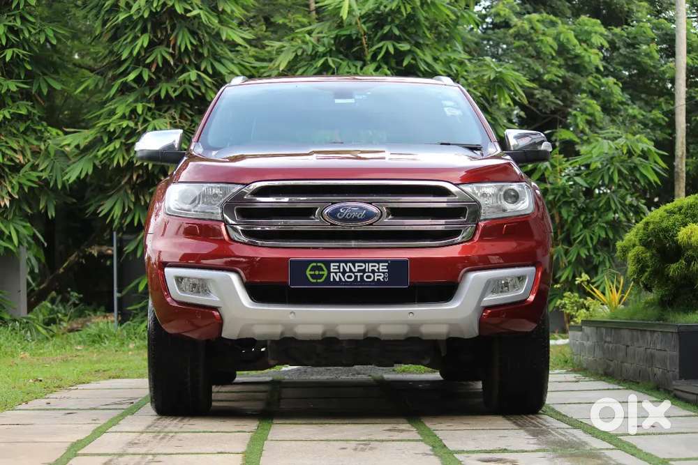 Ford Endeavour 3.2 Titanium 4×4 2016