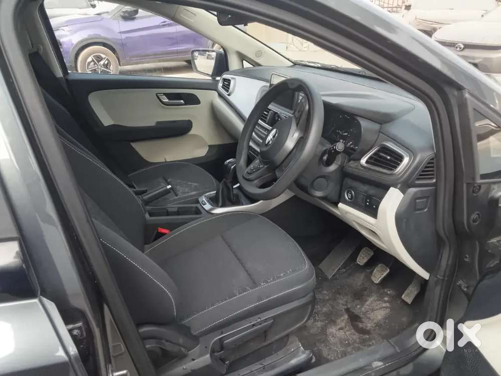 Tata Altroz 2025 Petrol 3155 Km Driven