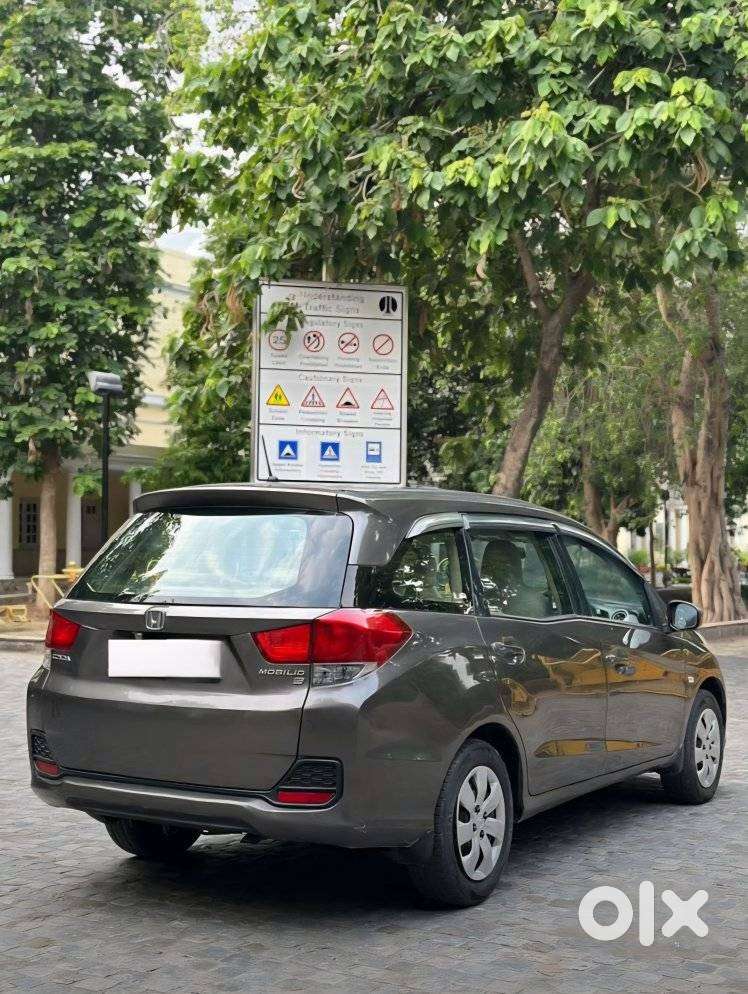 Honda Mobilio 1.5 S I-vtec Mt, 2016, Cng & Hybrids