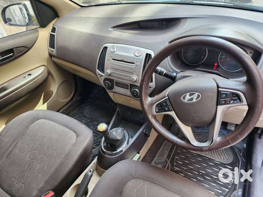Hyundai I20 Petrol Spotz, 2011, Petrol