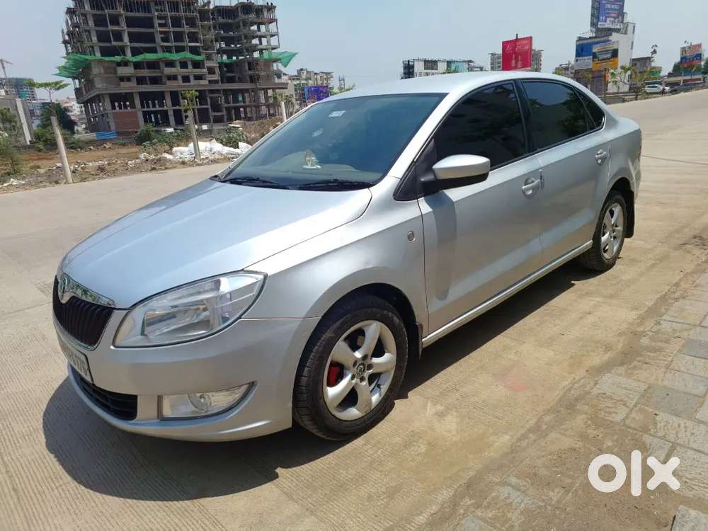 Skoda Rapid Showroom Maintain