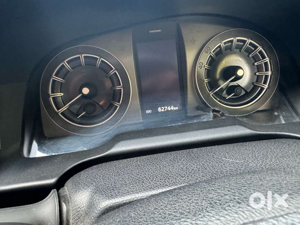 Toyota Innova Crysta [2020-ongoing] 2.7 Zx At 7 Str, 2022, Petrol