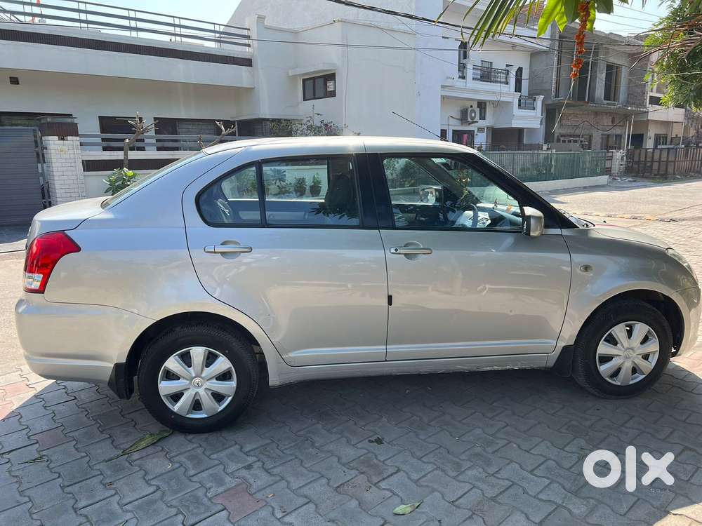 Maruti Suzuki Dzire 1.2 Vxi, 2011, Petrol