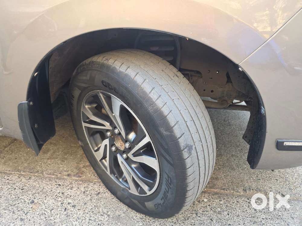 Toyota Innova Crysta 2.4 G Mt 8s, 2022, Diesel