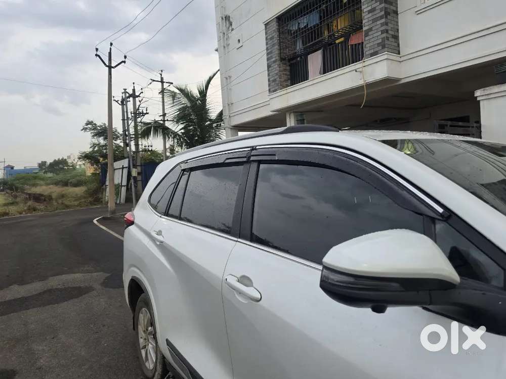 Toyota Innova Hycross 2024 Gx (0) 8 Str