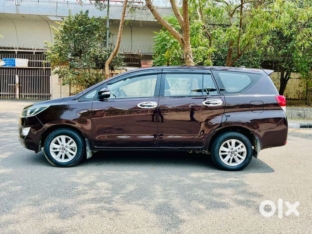 Toyota Innova Crysta 2.7 Gx At 8s, 2018, Petrol