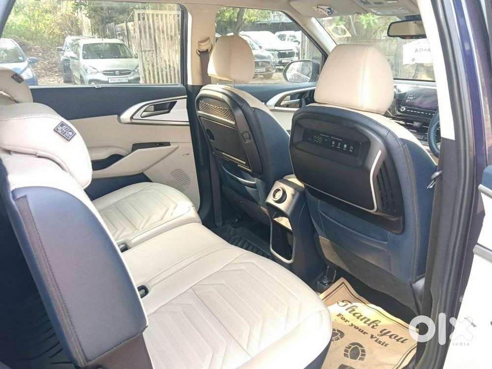 Kia Carens Luxury (o)1.5 Diesel At 7 Str, 2023, Diesel