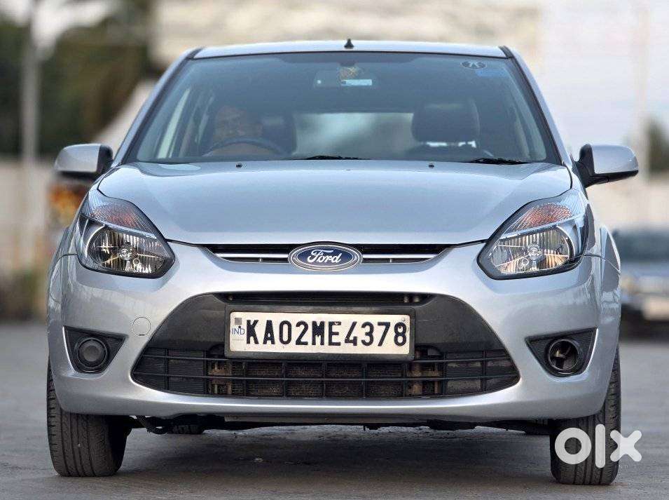 Ford Figo Petrol Titanium, 2010, Petrol