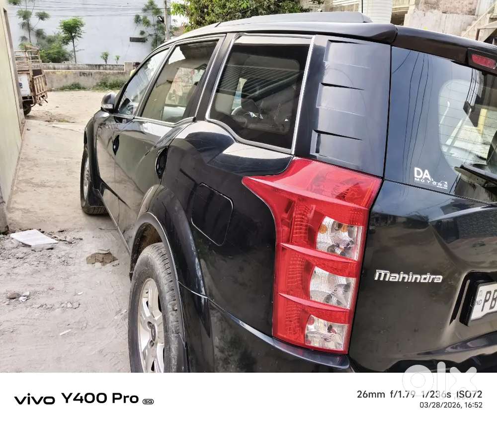 Mahindra Xuv500 2015 Diesel 62000 Km Driven
