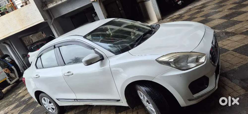 Maruti Suzuki Dzire 2017 Petrol Well Maintained
