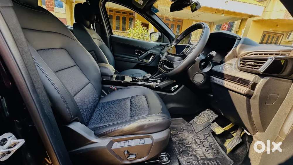 Tata Safari 6 Seater Diesel At Dark Edition Top Model