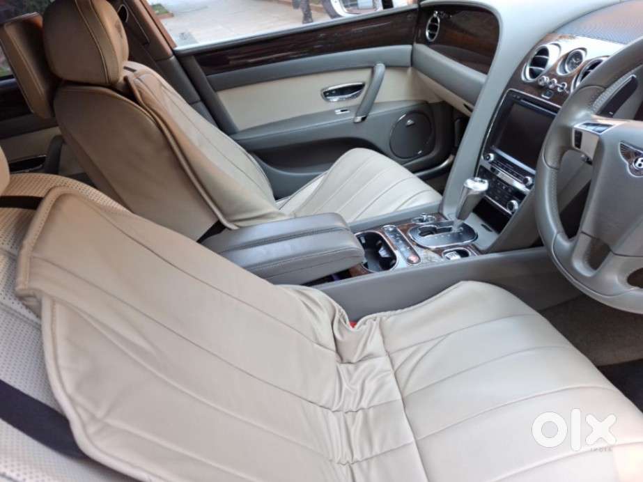 Bentley Continental Flying Spur Sedan, 2016, Petrol