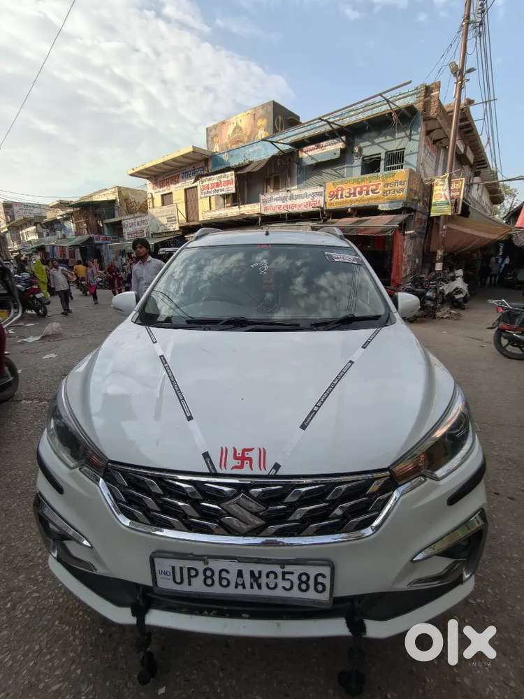 मरूरी सुजुकी की अर्टिगा कार 2024 मोडल 64 हजार किलोमीटर चली हुई
