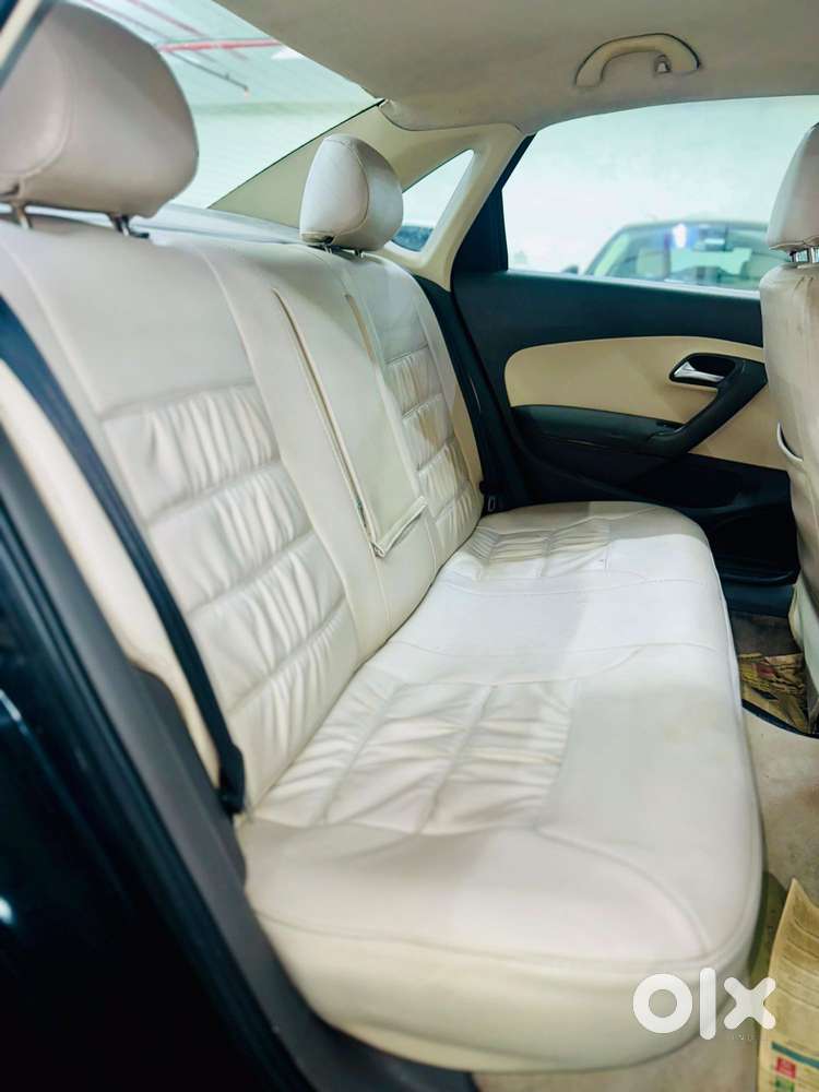 Volkswagen Vento 2010-2013 Petrol Highline, 2011, Petrol