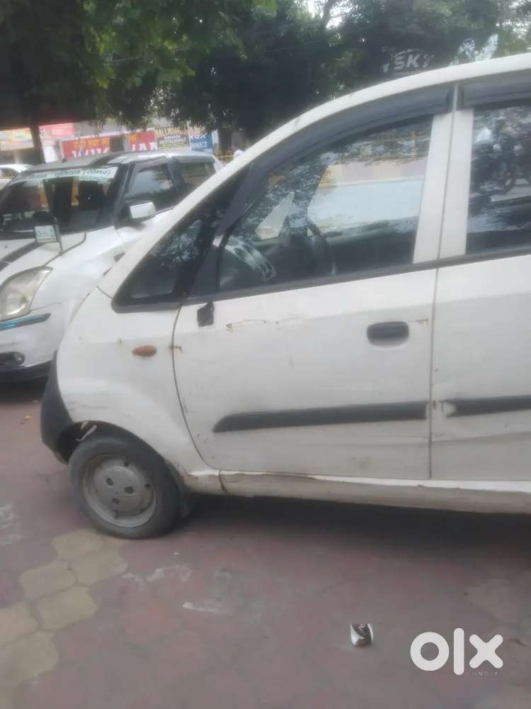 Tata Nano Xe 2012 Model