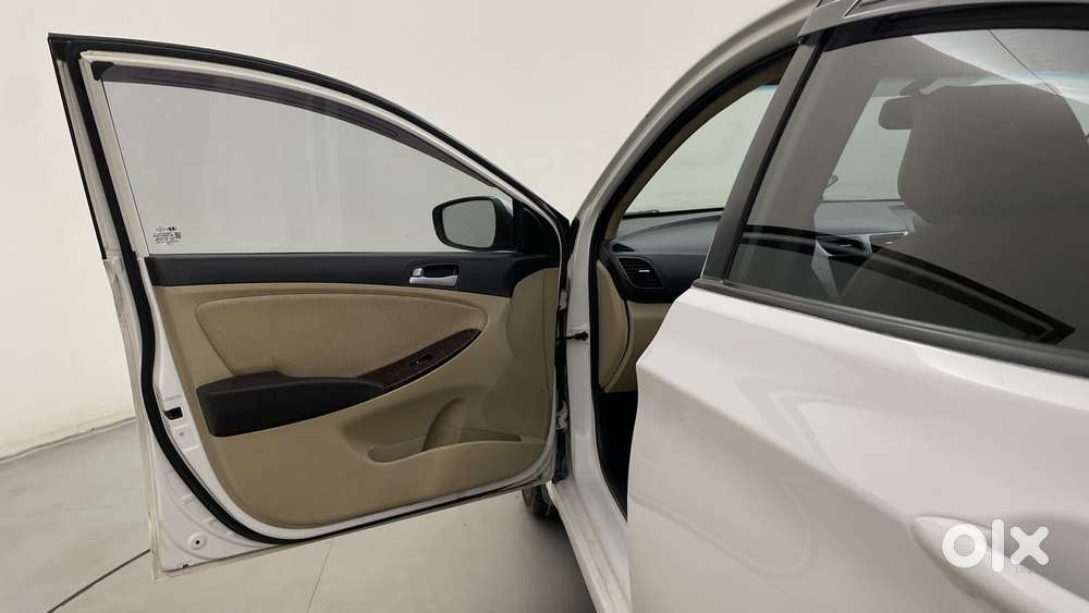 Hyundai Verna 2016-2017 1.6 Vtvt S, 2015, Petrol