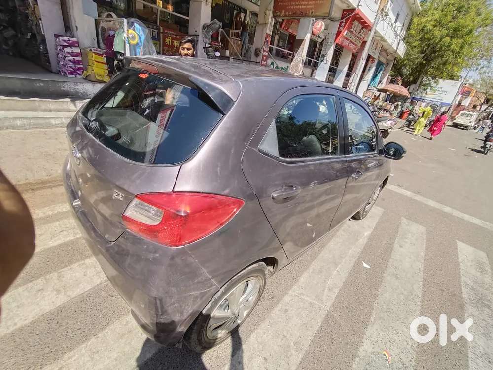 Tata Tiago Petrol 2016 Model 70000 Km