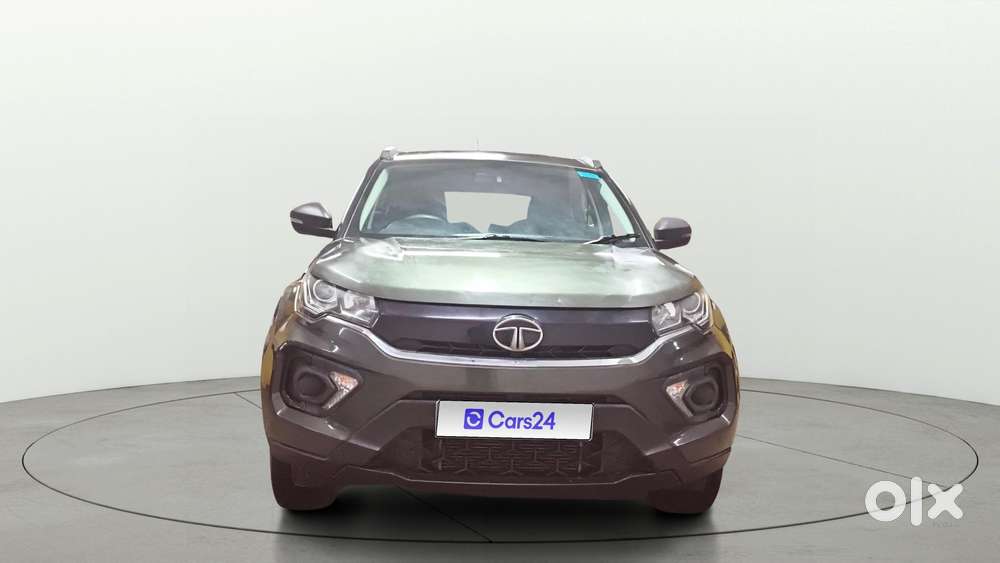 Tata Nexon 1.2 Revotron Xm (s), 2022, Petrol