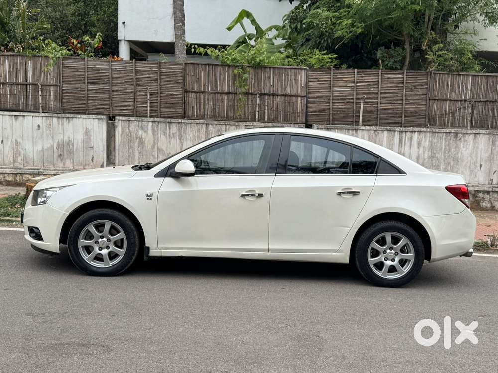 Chevrolet Cruze 2010-2011 Ltz, 2011, Diesel