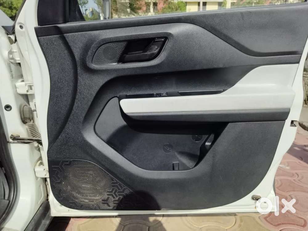 Tata Punch Pure, 2022, Petrol