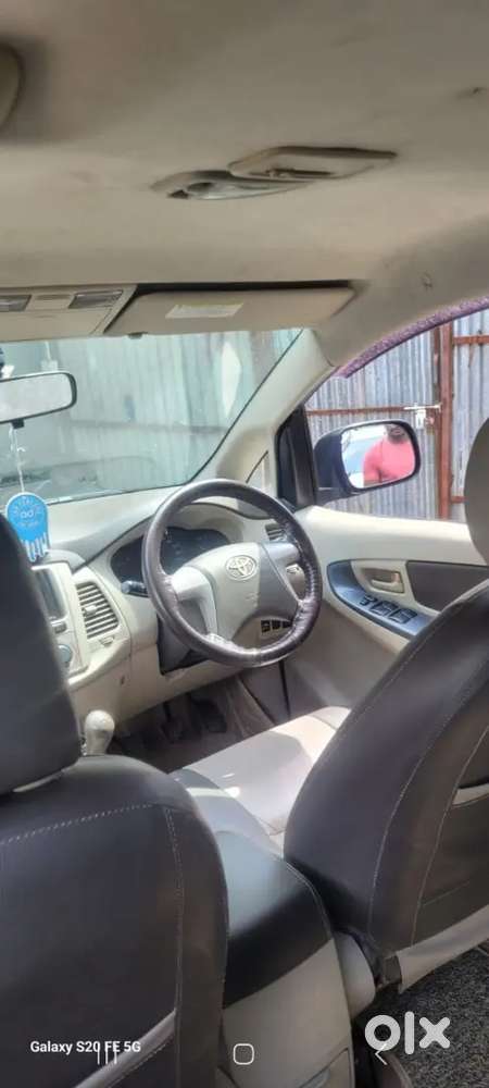 Toyota Innova 2013