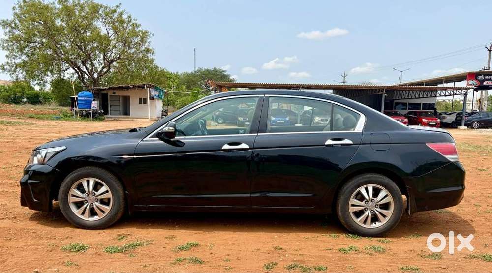 Honda Accord 2.4 Mt, 2011, Petrol