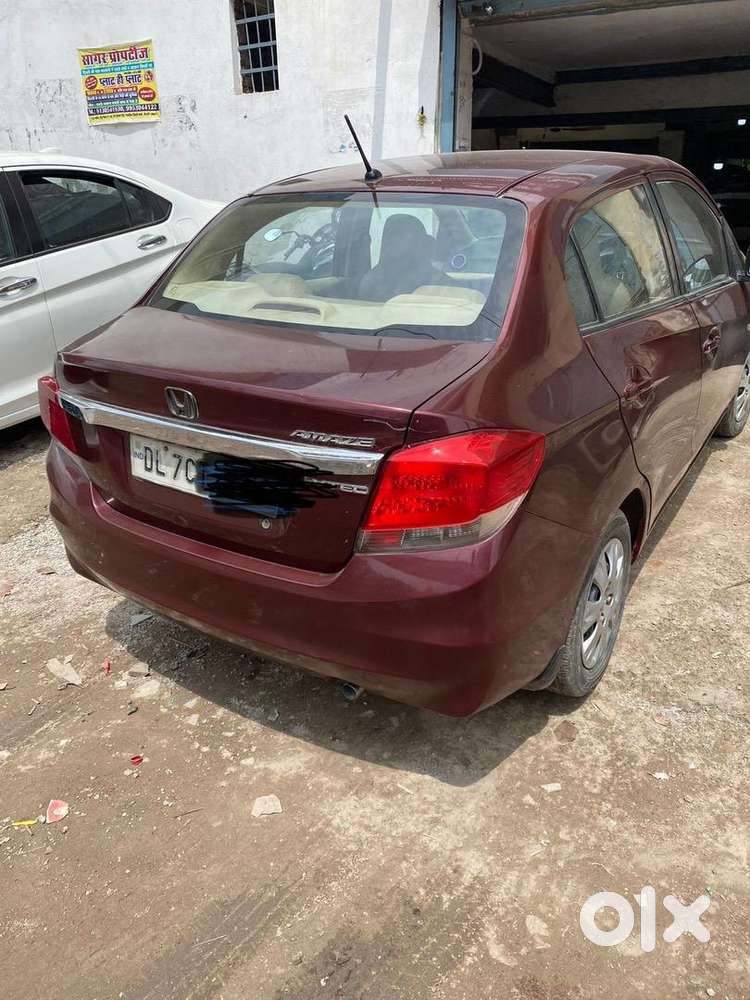 Honda Amaze 2015 Petrol Well Maintained