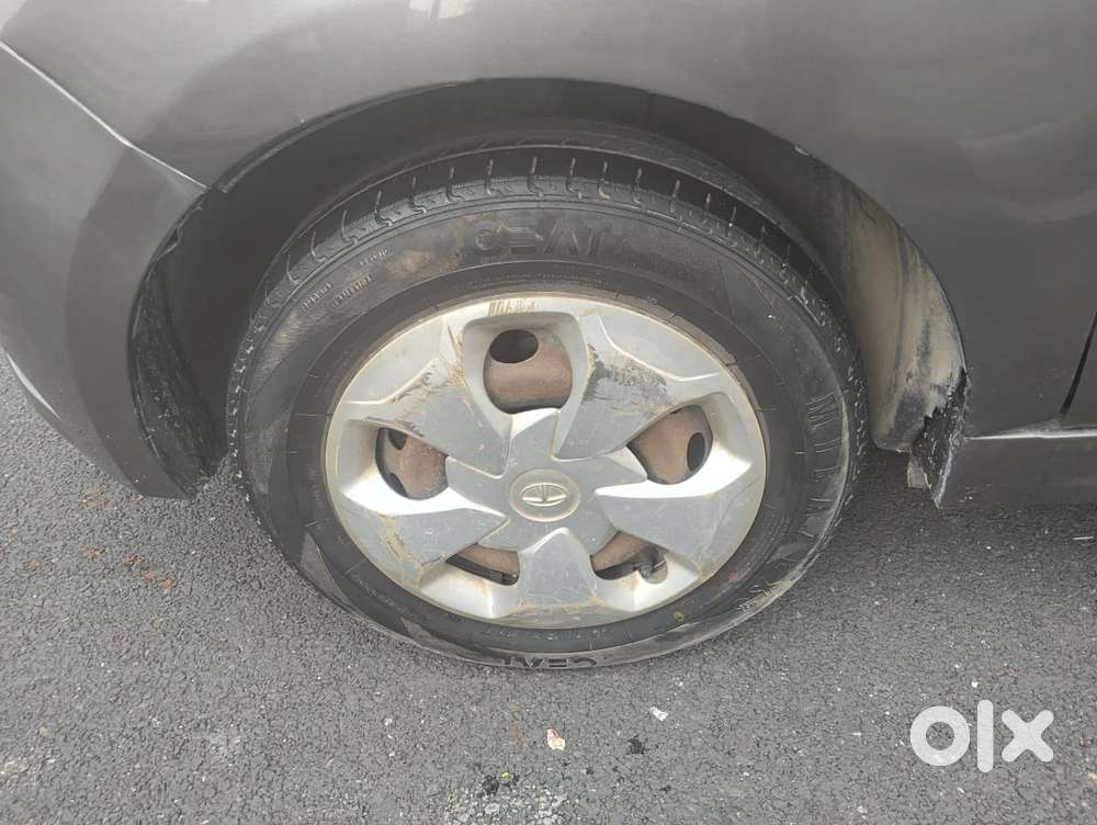Tata Tiago 1.2 Revotron Xt (o), 2019, Petrol